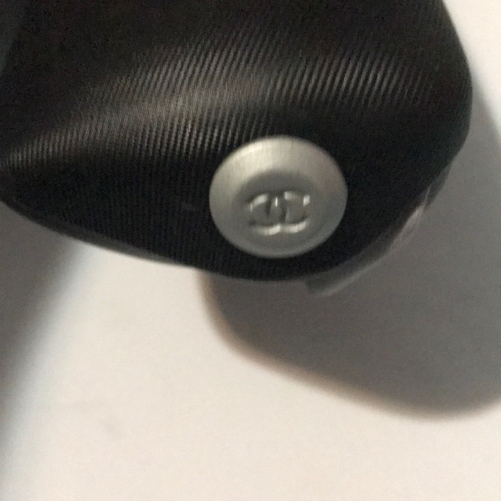 Case - Picture 2 of 2